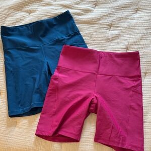 Bundle of 2 Athleta Interval Stash 7” bike shorts
